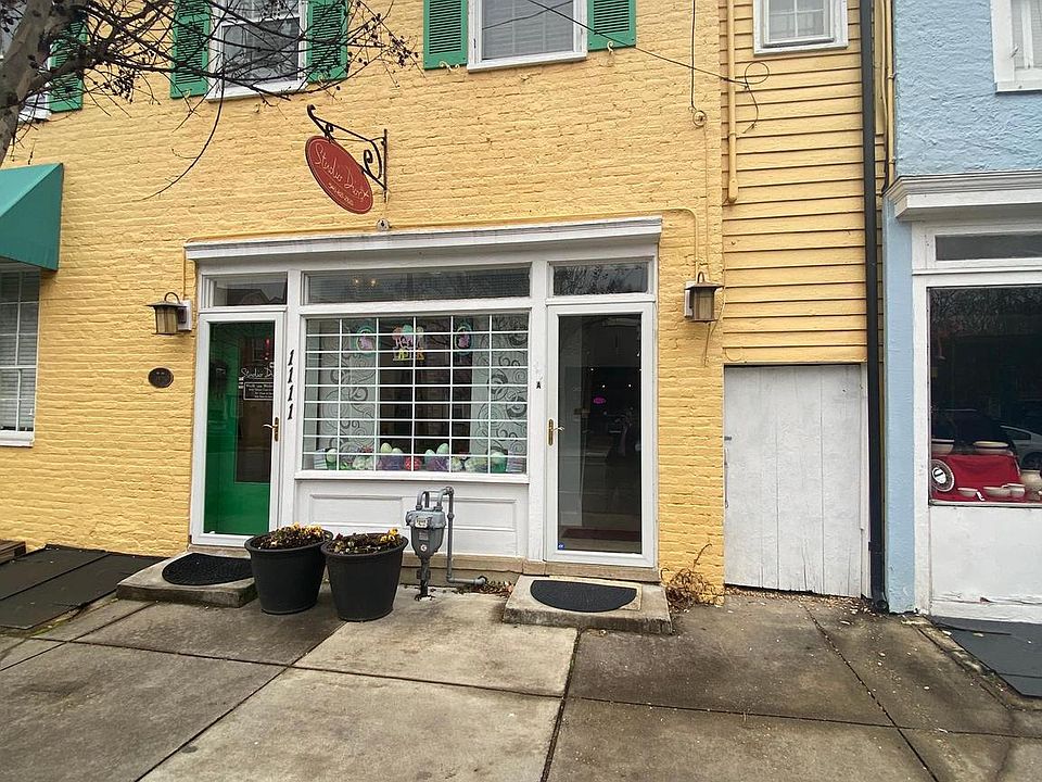 1st image of 1111 Caroline St