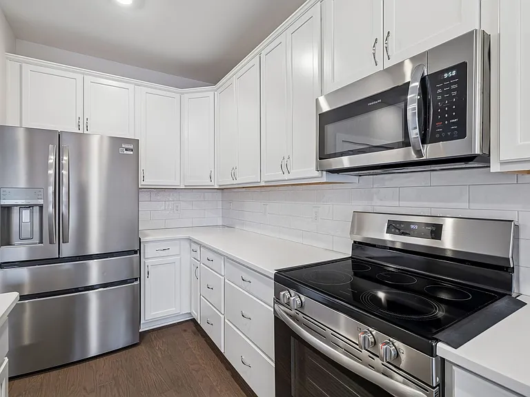 428 Triple Crown Cir — Photo 17
