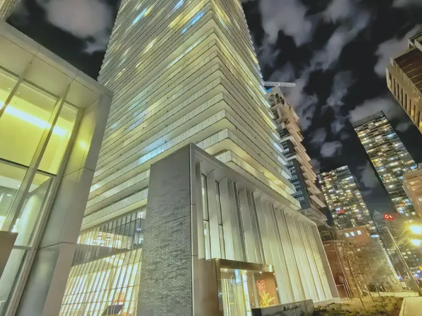 50 Charles St E, Toronto, ON