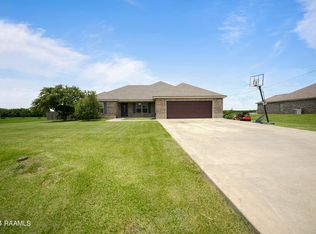 264 Foxglove Dr, Patterson, LA 70392