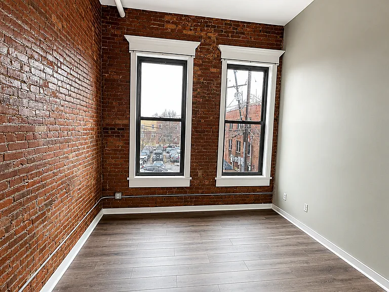 1832 W 25th St #2B — Photo 24