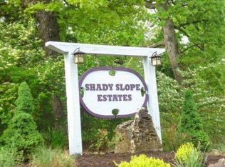 27563 Shady Slope Ln, Rocky Mount, MO 65072