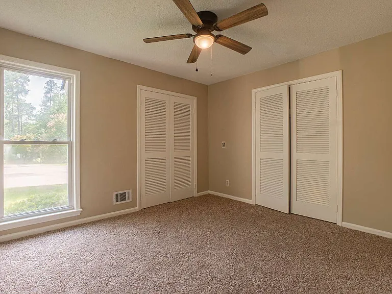 26 Bedford Ct — Photo 21