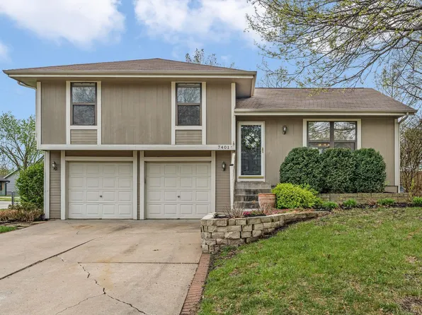 7401 SW 25th St, Topeka, KS 66614