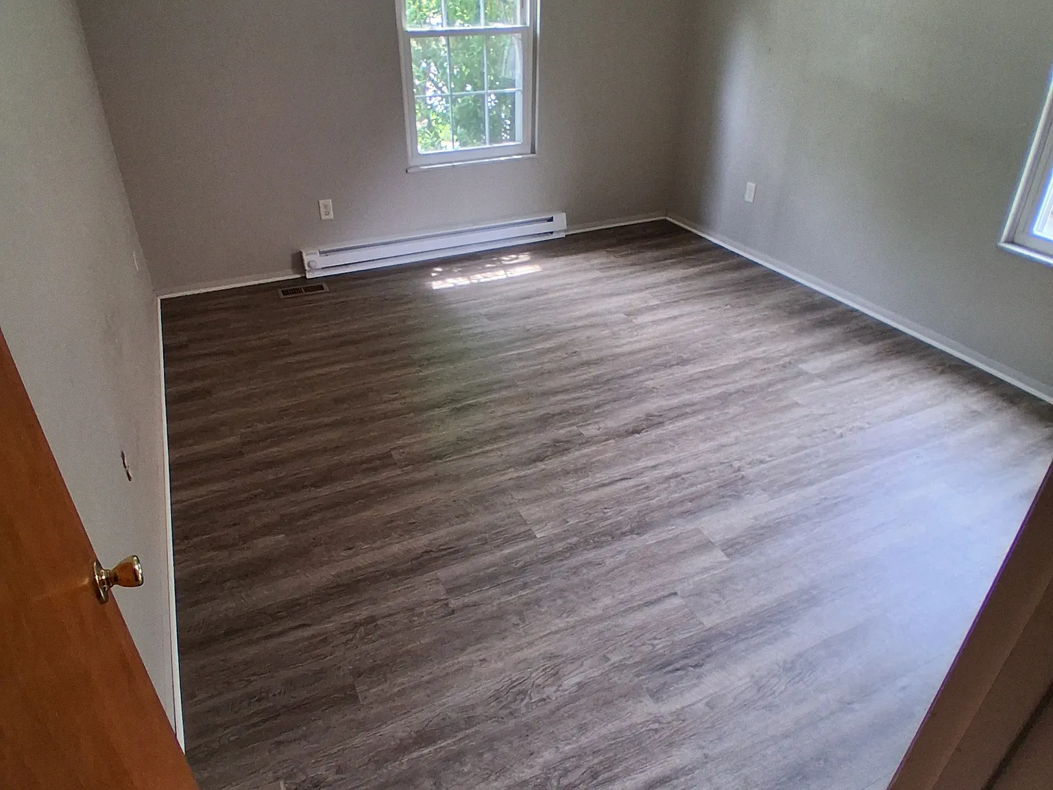 2 bed, 1100 sqft, $1,000 — Photo 3