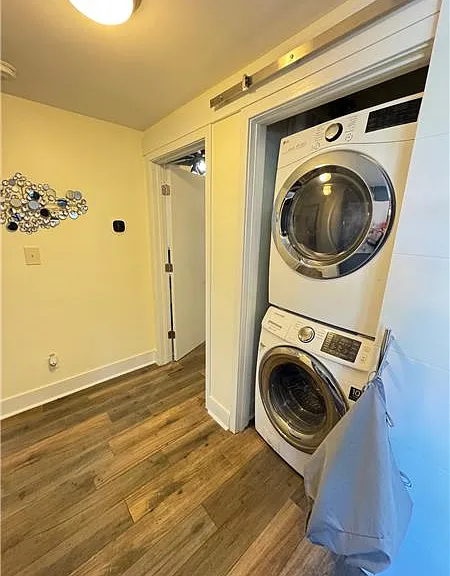 528 Selma St #B — Photo 17