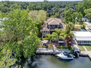 5329 Ray Dr, Weeki Wachee, FL 34607