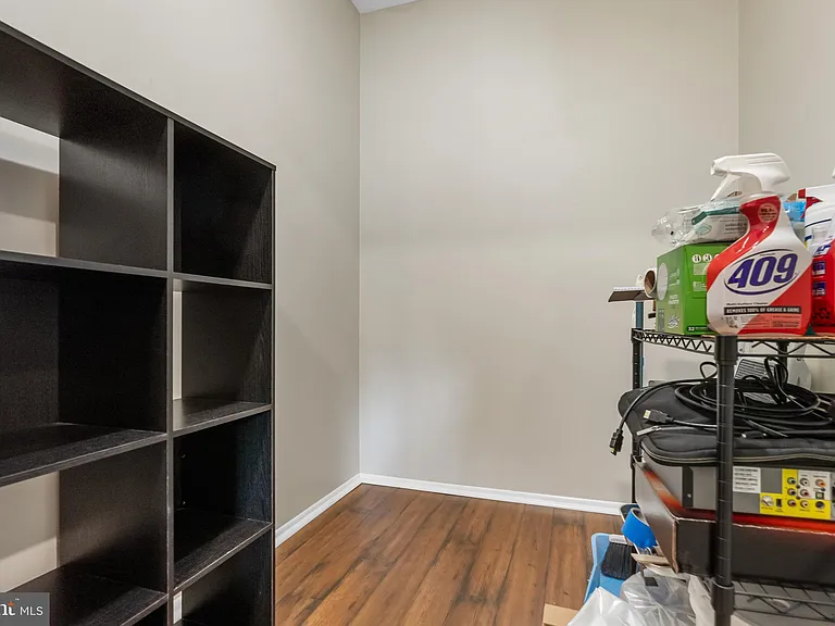 604 Woodhollow Dr — Photo 9