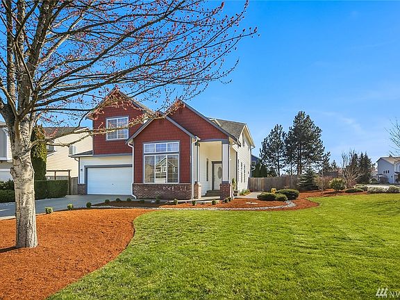 Beautiful Corner Lot!