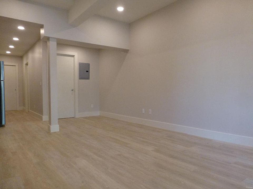 1st image of 1801 Beach St #E