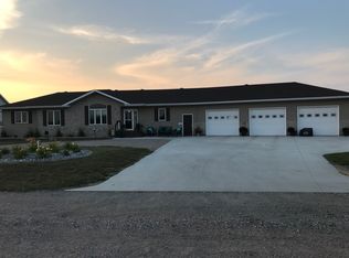604 6th St, Grandin, ND 58038