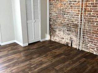 182 S Main St APT 1, Chambersburg, PA 17201