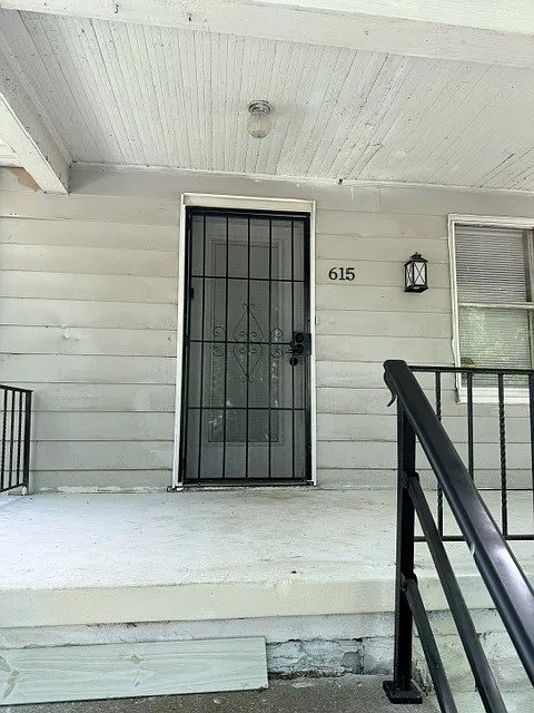 615 Prouty Ave - HSE — Photo 2