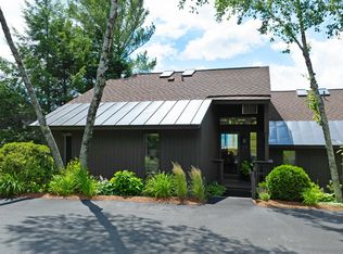 397 Alden Partridge #1E, Quechee, VT 05059