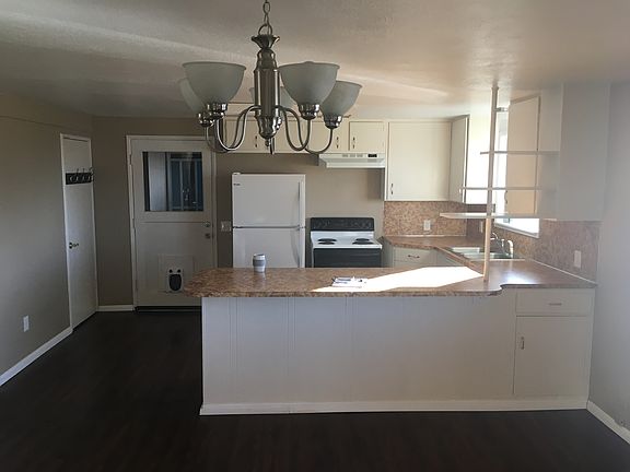 3rd image of 4825 Tok A Lou Ave NE #B