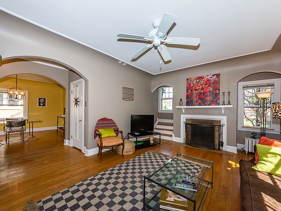3rd image of 333 Franklin Ave
