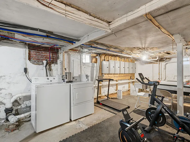 46 E Transit St #1F — Photo 12
