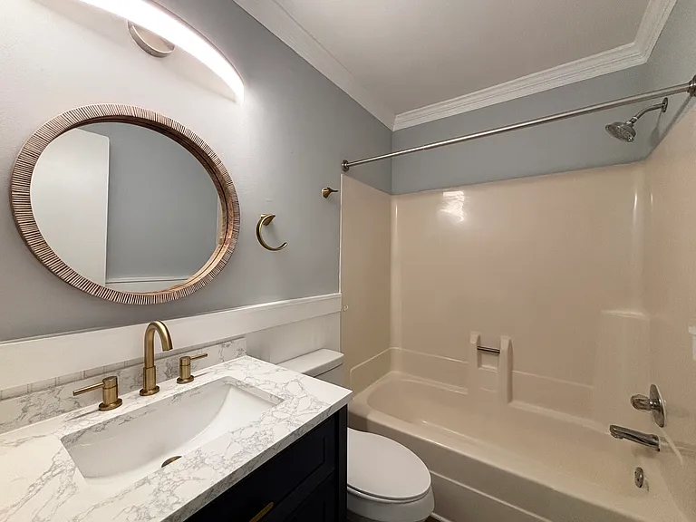 1226 Montgomery Ave — Photo 9