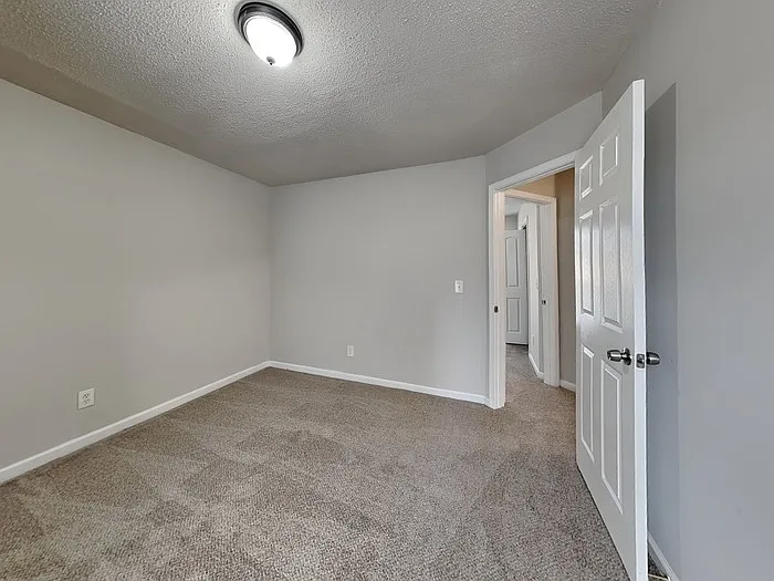 4145 Riverbank Ct — Photo 14