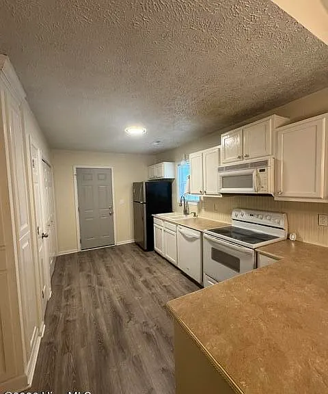 642 Indian Wells Way — Photo 7