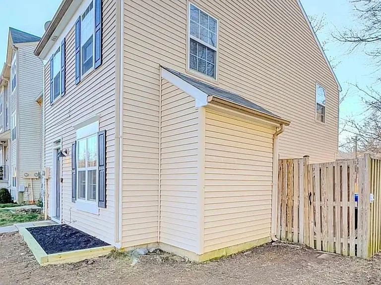 14 Meadowside Ct — Photo 22