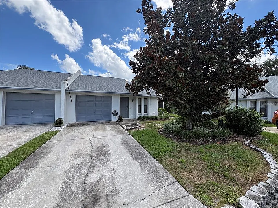 5704 Granite Ln