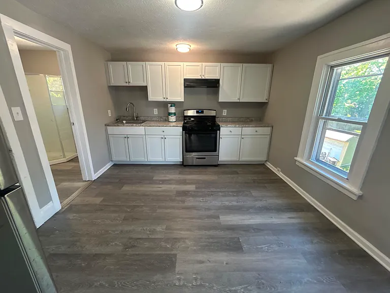 3398 W 54th St #UR — Photo 3