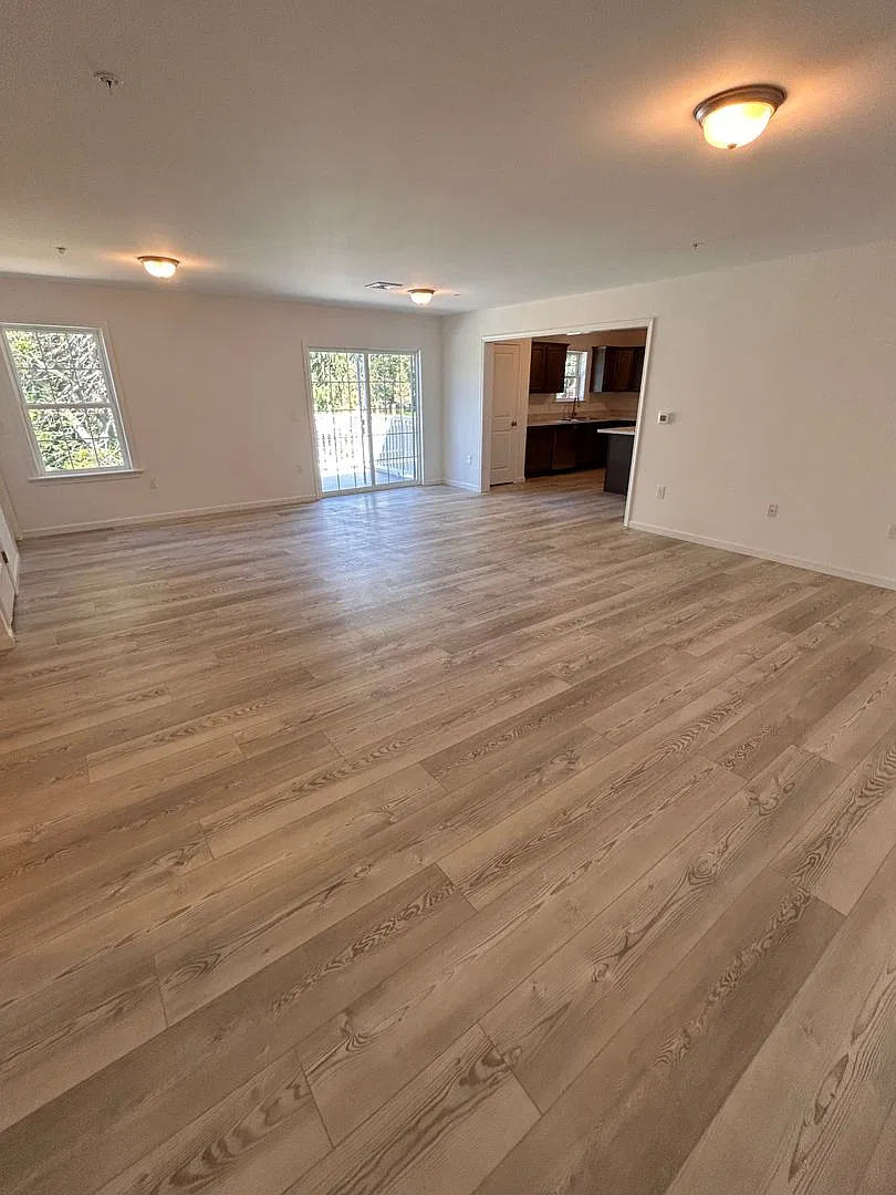 C&F 4 Unit-Longfellow — Photo 4