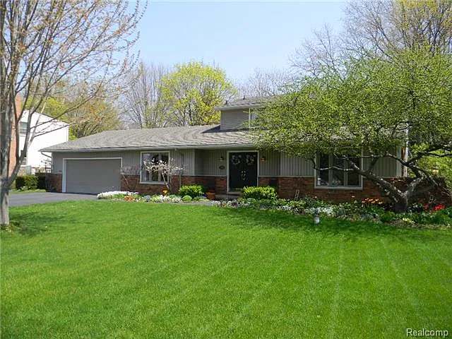 3385 Tiquewood photo 1