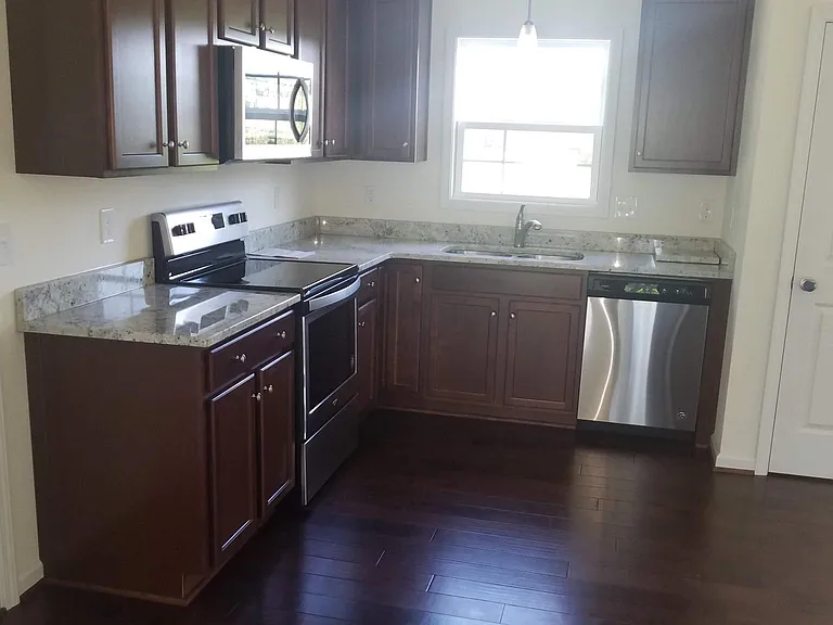 112 Oak Meadow Ln — Photo 10
