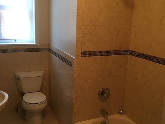 2nd image of 4900 Pine St APT 1B