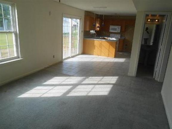 2nd image of 6368 Dawnfield Ln