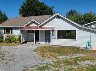 22267 Cedardale Rd, Mount Vernon, WA 98274