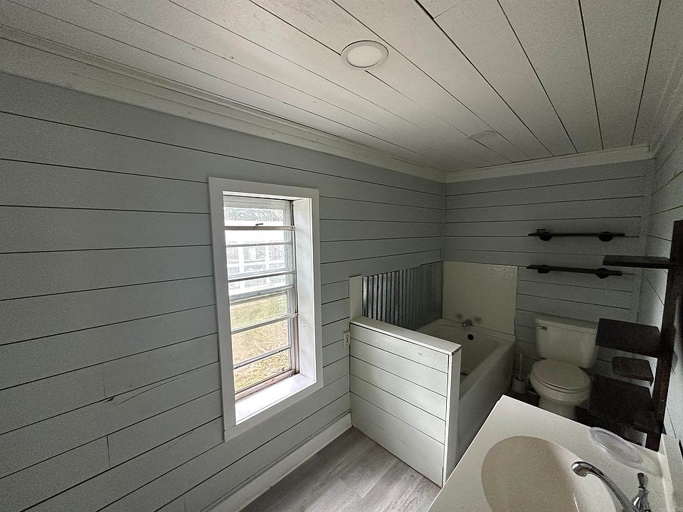 437 Law Smithville, AR, 72466 Apartments for Rent Zillow