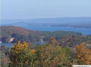 October Way, Guntersville, AL 35976