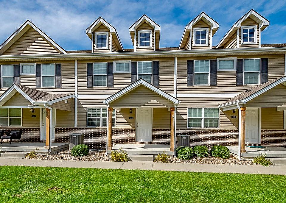 1st image of 4607 NE Milligan Ln