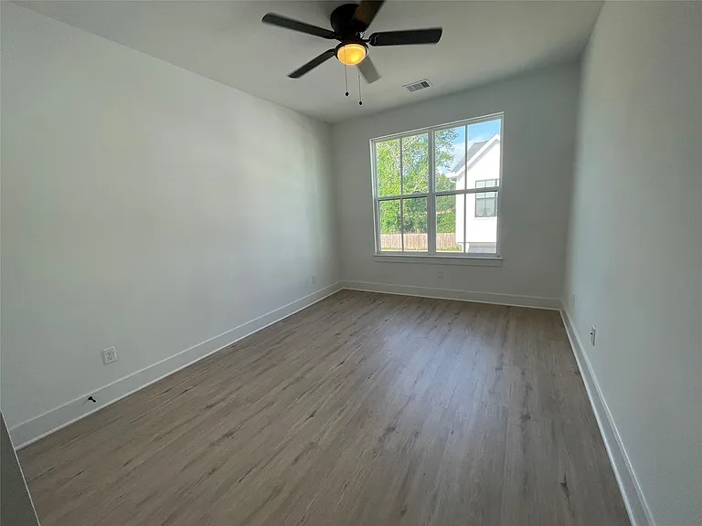6412 Highland Pine Ln — Photo 14
