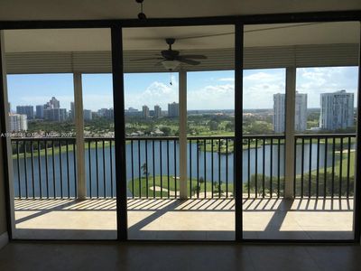 3731 N Country Club Dr APT 2024, Aventura, FL, 33180