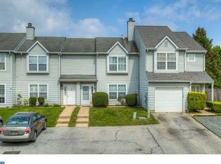 4 Crown Pt, Newark, DE 19702