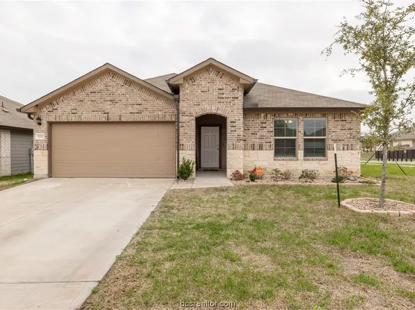 202 Rockbridge Dr, Huntsville, TX 77340