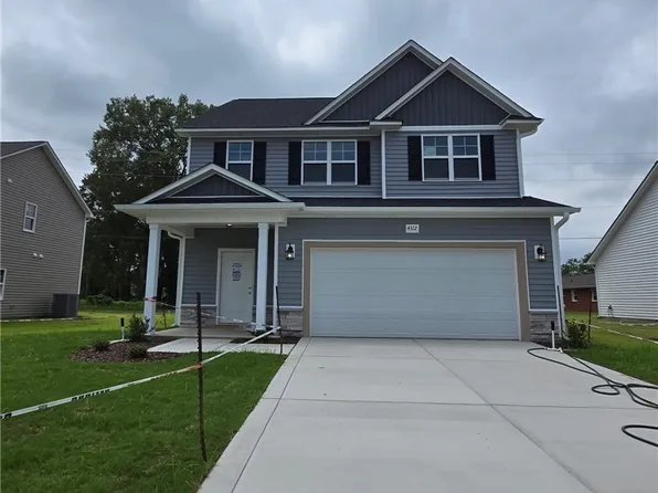 4312 Kirkhill Ct, Wade, NC 28395