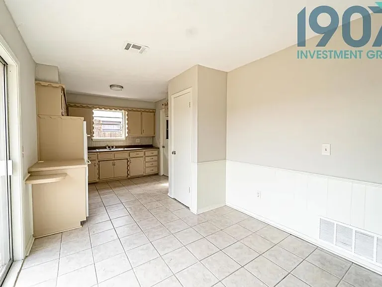 1020 NW 1st St — Photo 20