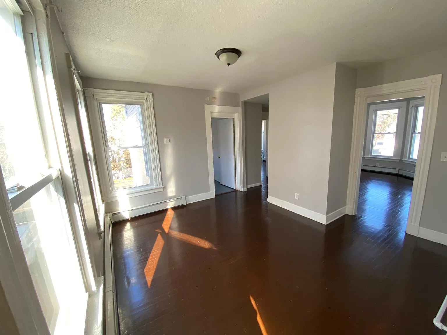 92 Chapel St — Photo 4