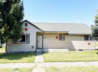 647 E Hurlburt Ave, Hermiston, OR 97838