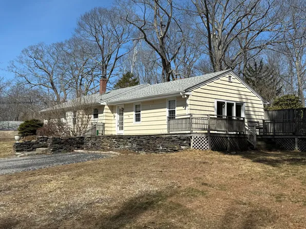 10 Shore View Drive, Yarmouth, ME 04096