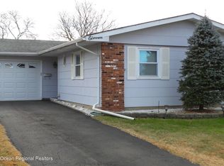 11 Phillips Rd, Brick, NJ 08724