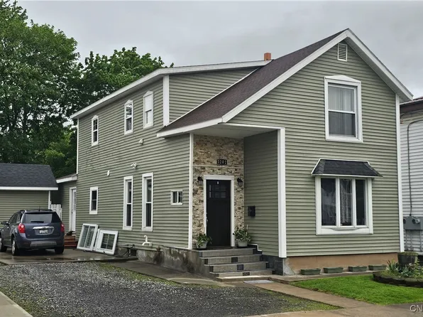 1202 Mary St, Utica, NY 13501