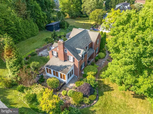 1511 Spring Ln, Wilmington, DE 19809