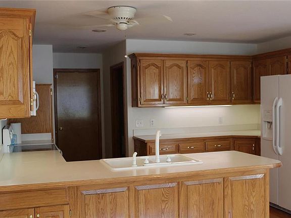 5th image of 2910 Bel Air Ct