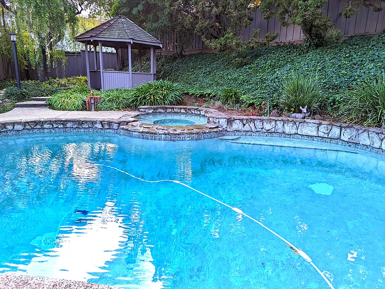 6525 Idlewild Ct — Photo 18